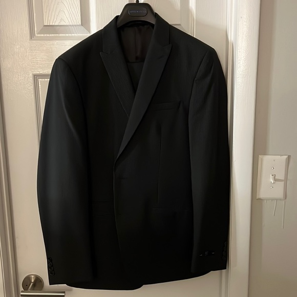 Andrew Fezza slim fit2 piece suit. Black with gray strips not tailored